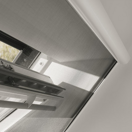 VELUX ZIL PK25 0000SWL 940x550 Moustiquaire